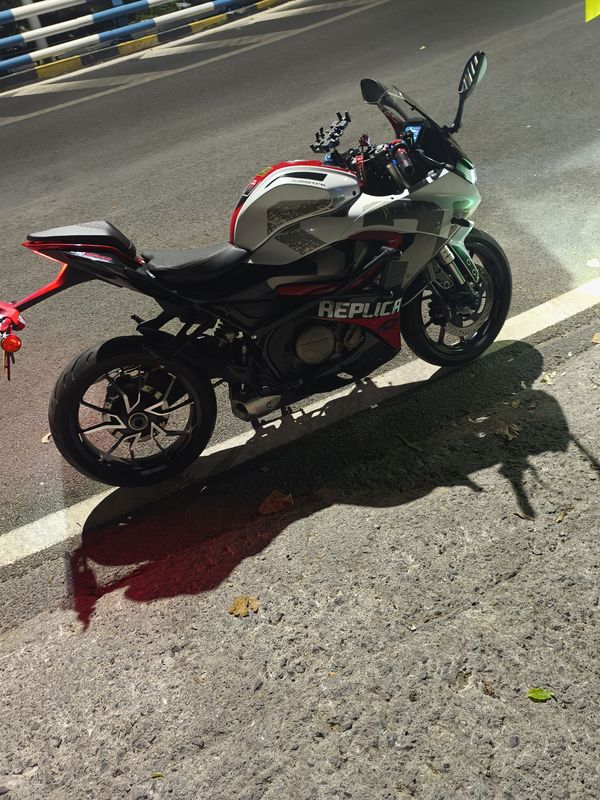 二手QJMOTOR赛250