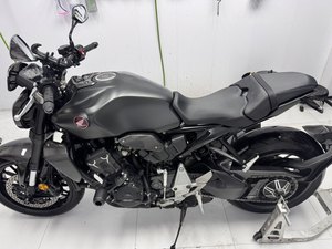 二手本田CB1000R