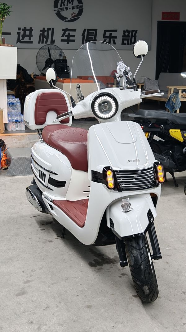 二手三業喀秋莎