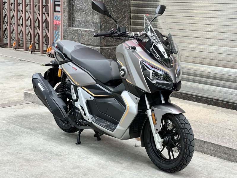 二手QJMOTOR鸿250ADV