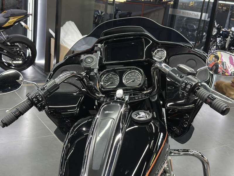 二手哈雷戴维森公路滑翔 Road Glide