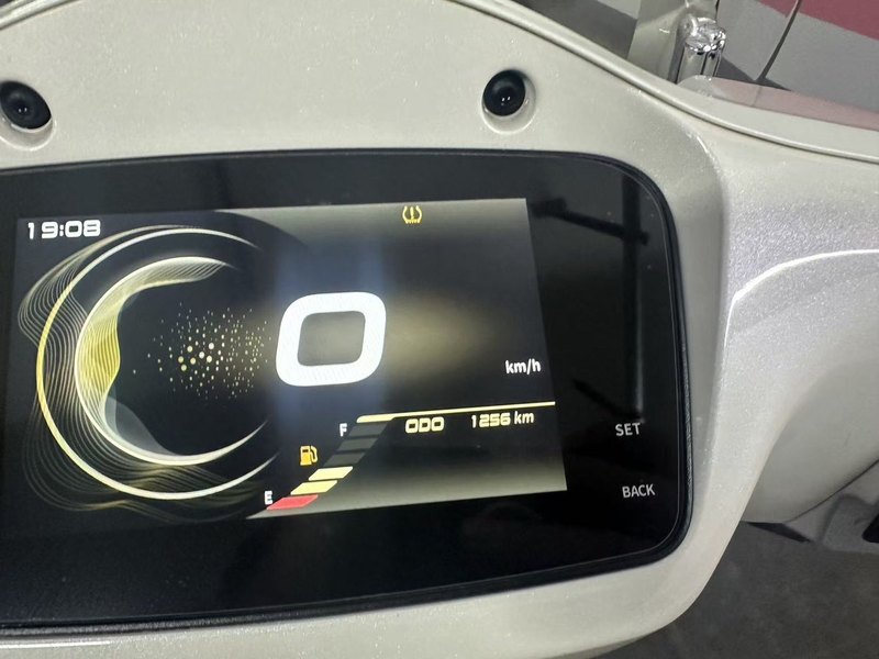 二手新大洲本田NS125LA