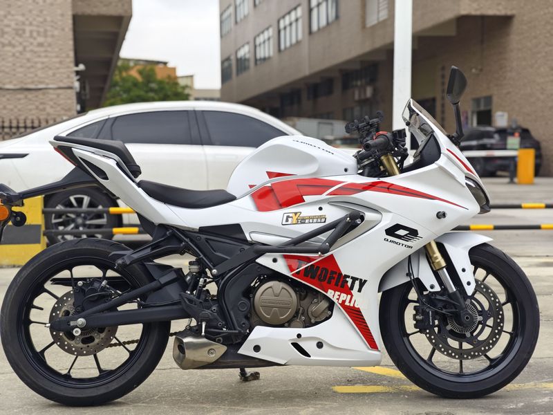 二手QJMOTOR赛250