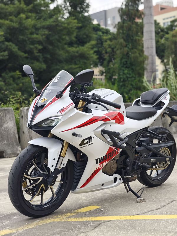 二手QJMOTOR赛250