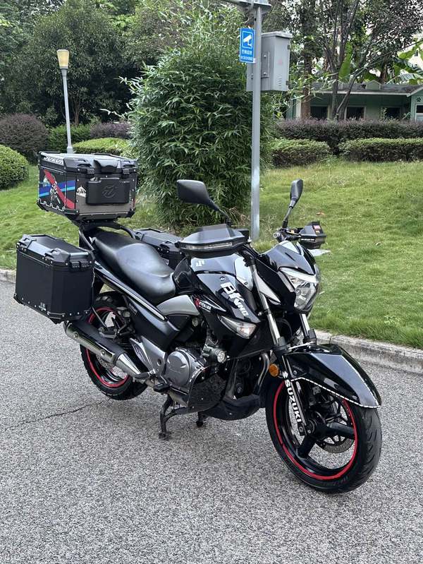 二手豪爵铃木骊驰 GW250