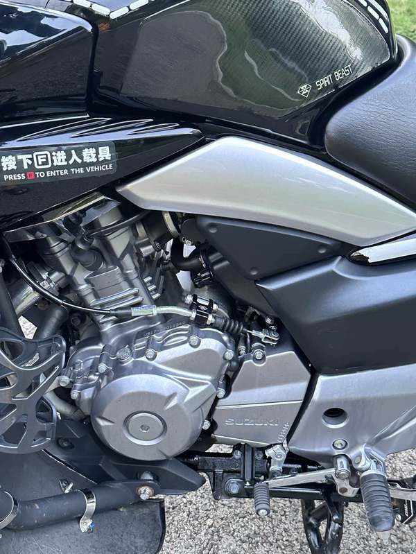 二手豪爵铃木骊驰 GW250