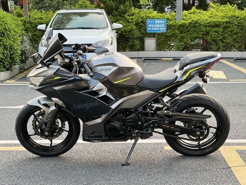 二手川崎Ninja 400
