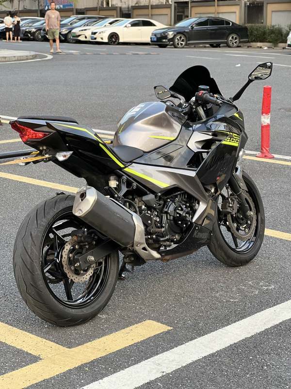 二手川崎Ninja 400