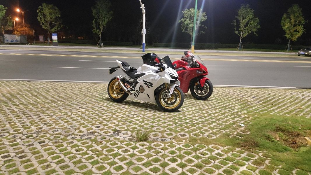 二手张雪机车500RR