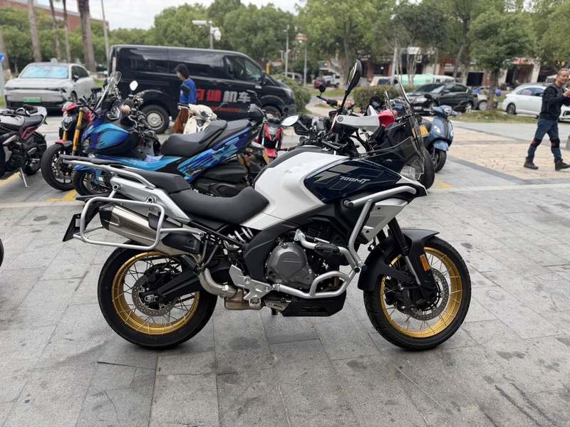 二手春风700MT