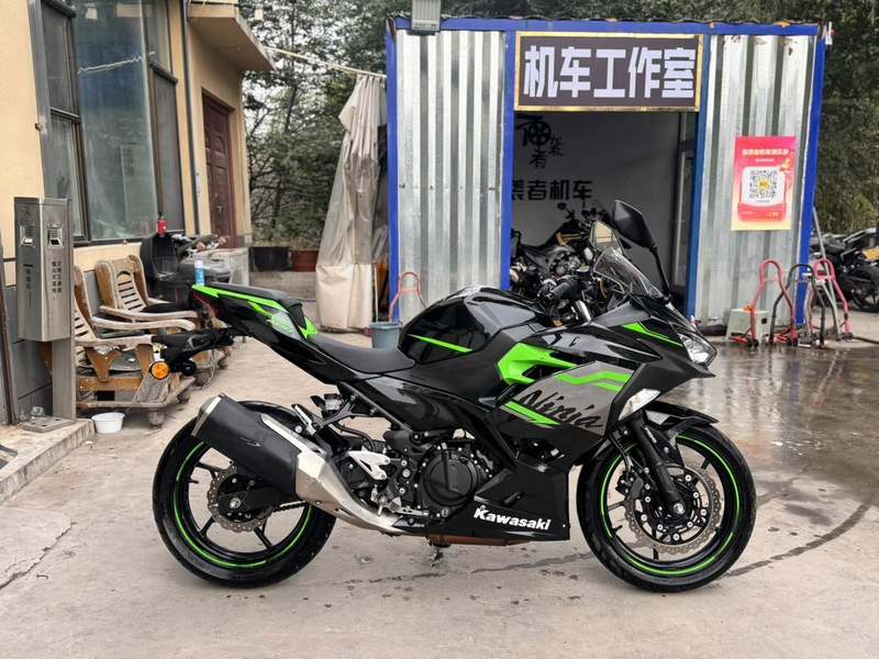 二手川崎Ninja 400