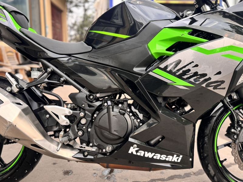 二手川崎Ninja 400