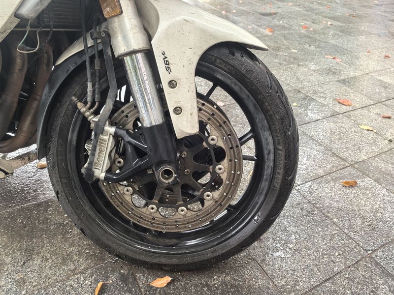 二手贝纳利600GC