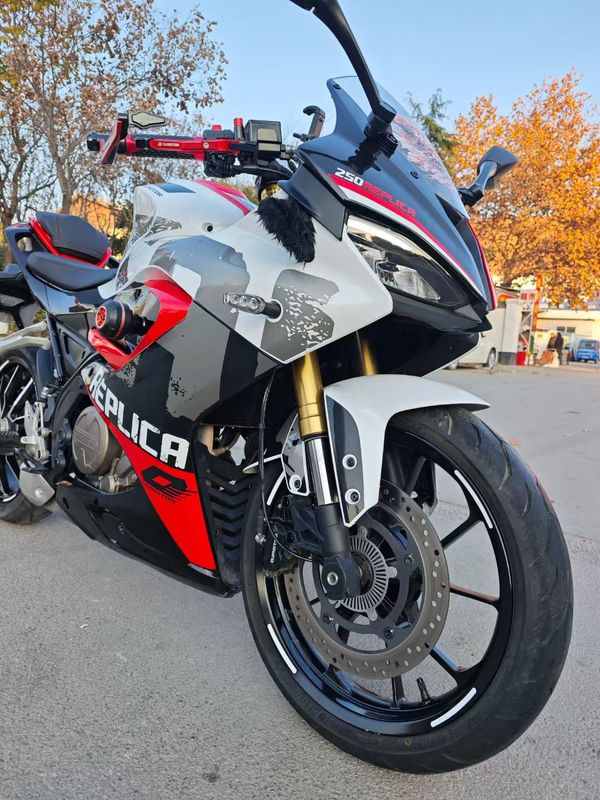 二手QJMOTOR赛250