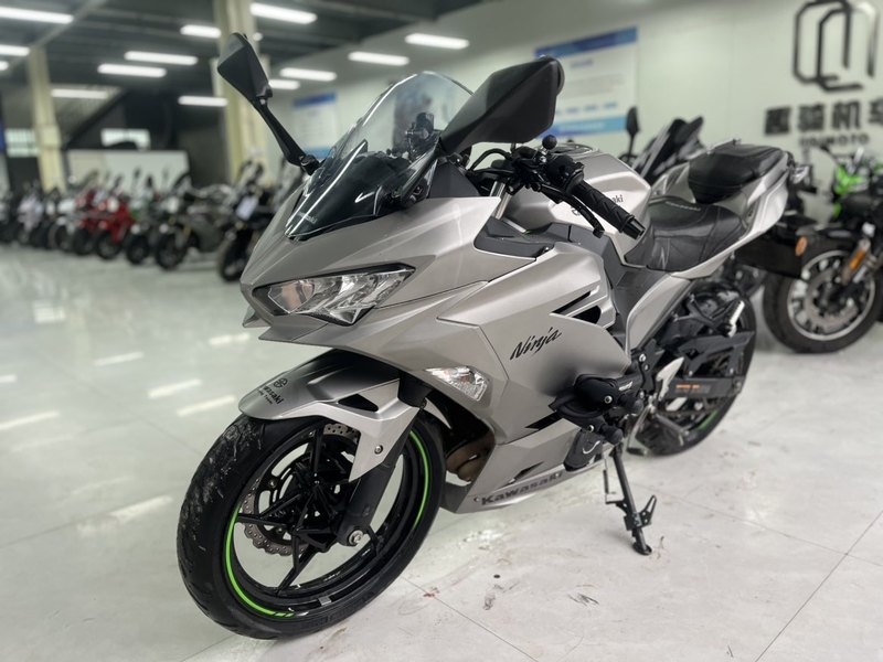 二手川崎Ninja 400