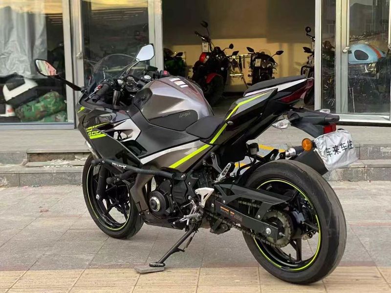 二手川崎Ninja 400