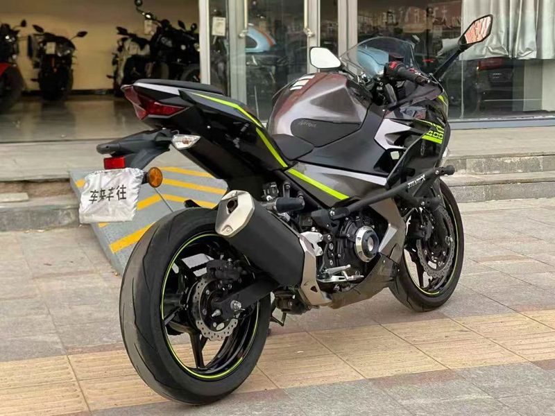 二手川崎Ninja 400
