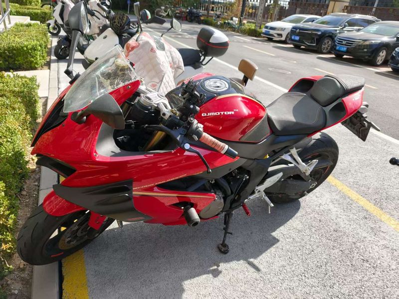 二手QJMOTOR赛800