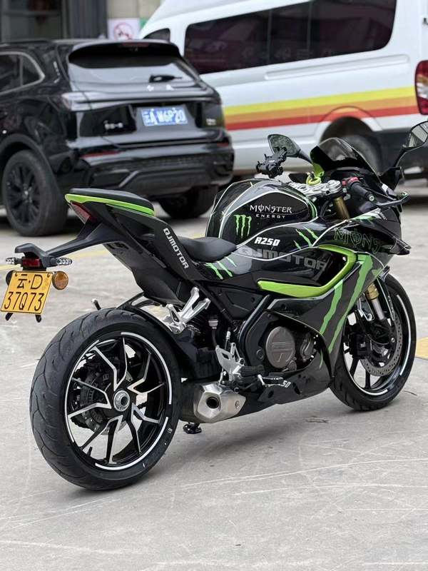 二手QJMOTOR赛250