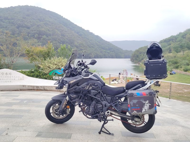 二手贝纳利TRK702