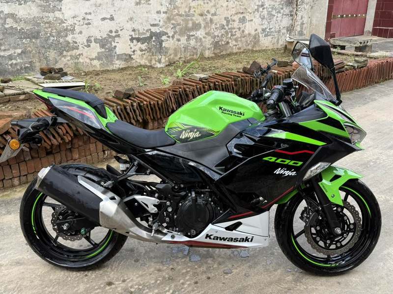 二手川崎Ninja 400