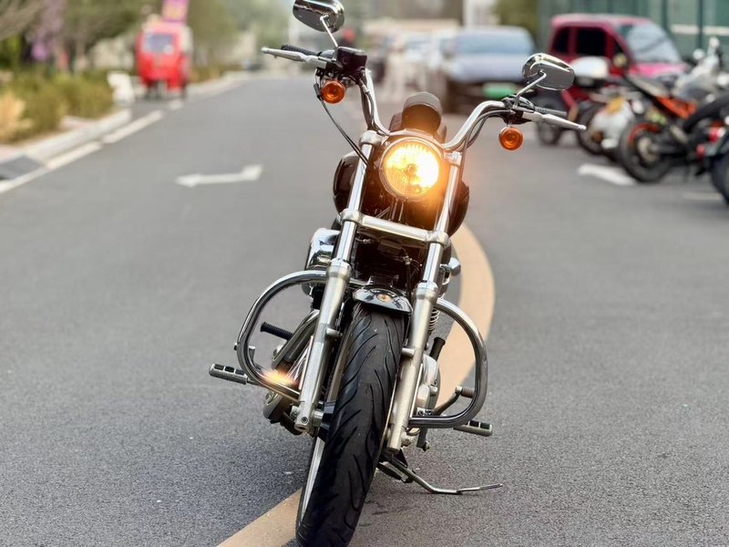 二手哈雷戴维森883L SuperLow