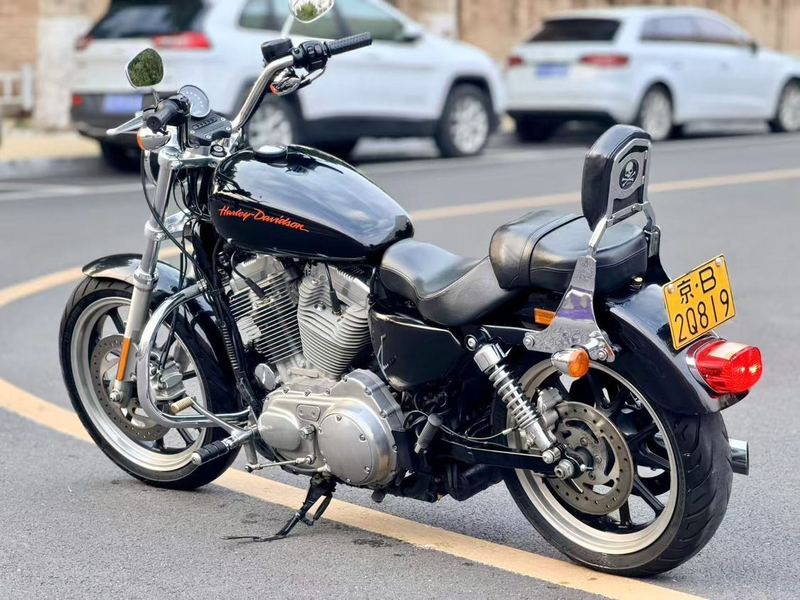 二手哈雷戴维森883L SuperLow