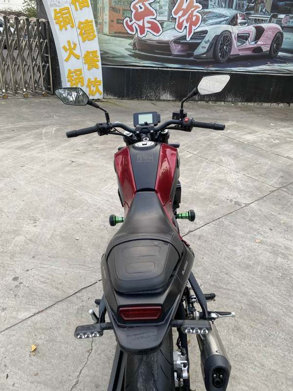 二手贝纳利幼狮 Leoncino 250