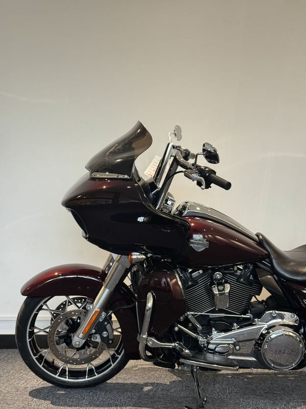 二手哈雷戴维森公路滑翔 Road Glide