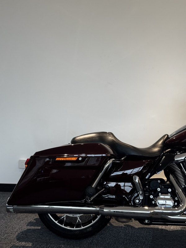 二手哈雷戴维森公路滑翔 Road Glide