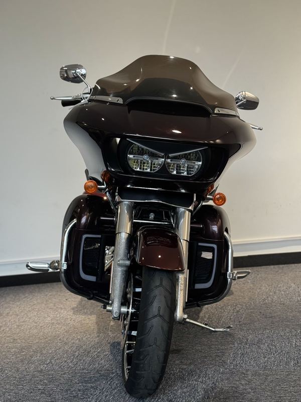 二手哈雷戴维森公路滑翔 Road Glide