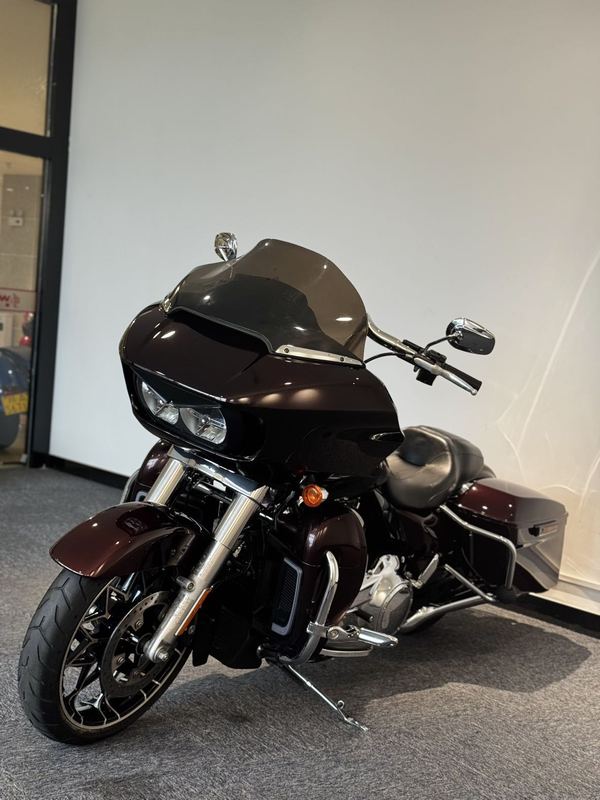 二手哈雷戴维森公路滑翔 Road Glide