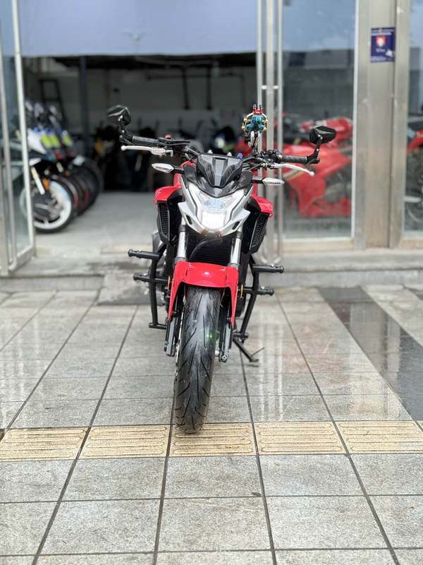 二手本田CB400F