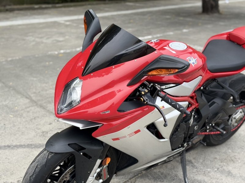 二手奥古斯塔F3 800