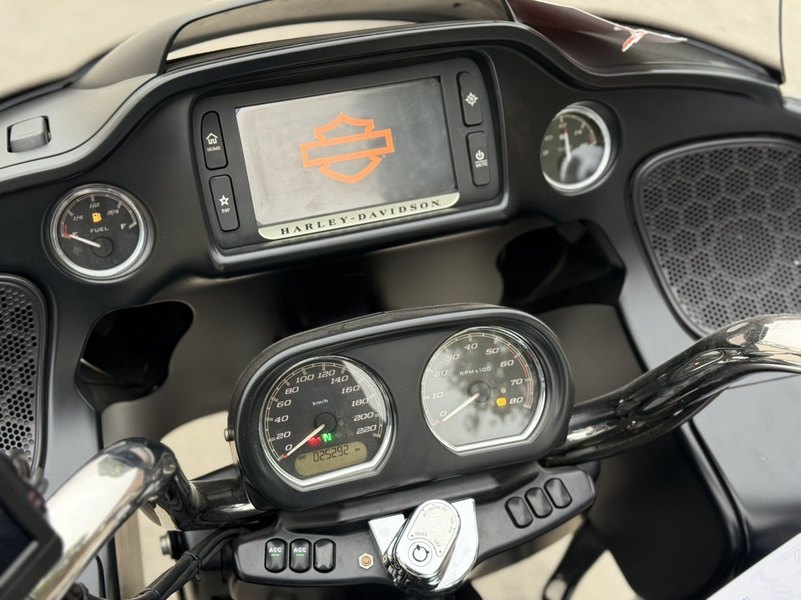 二手哈雷戴维森公路滑翔 Road Glide