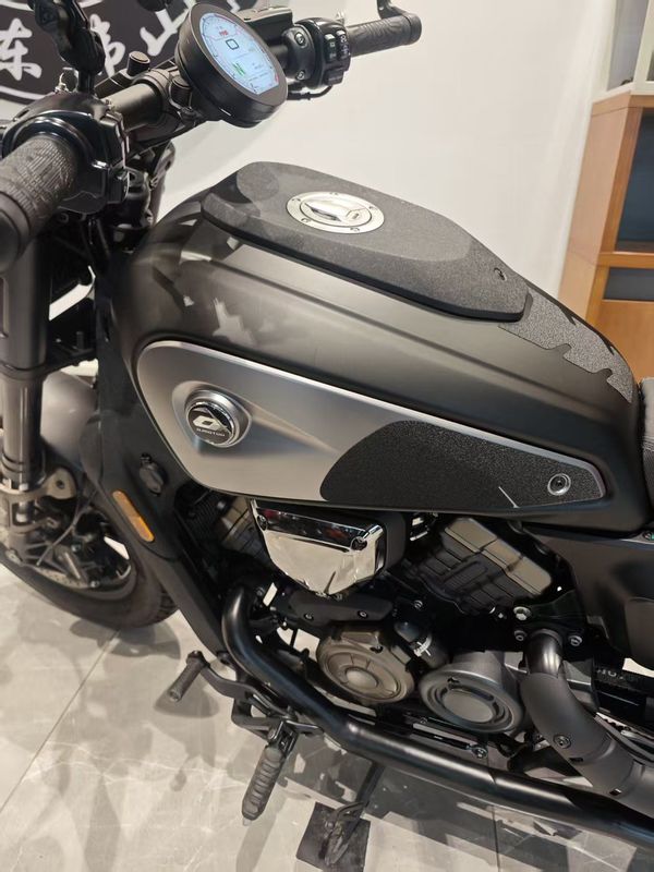 二手QJMOTOR闪600