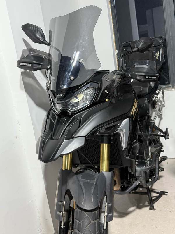 二手贝纳利TRK702