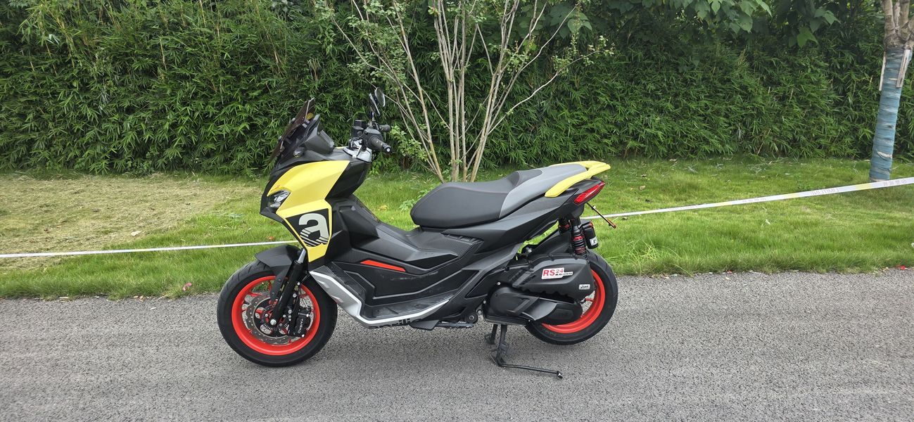 二手阿普利亚SR GT 200