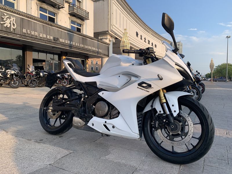 二手QJMOTOR赛250