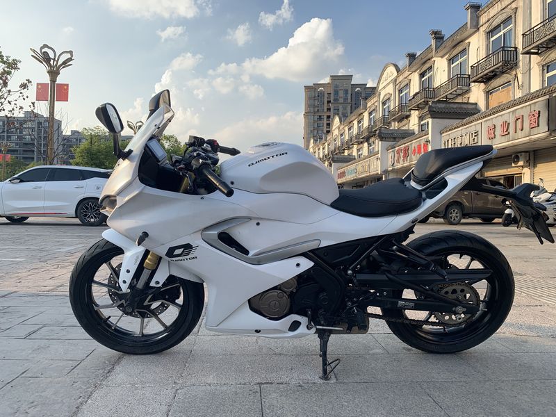 二手QJMOTOR赛250