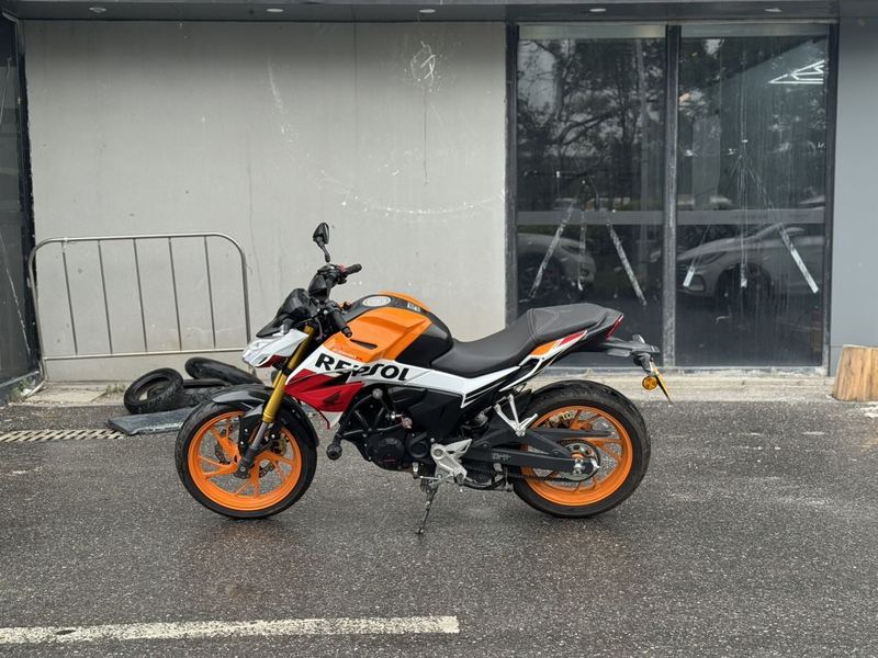 二手五羊本田CB190R 暴锋眼