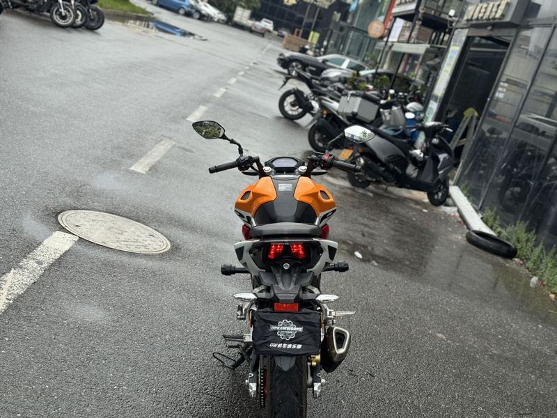 二手五羊本田CB190R 暴锋眼