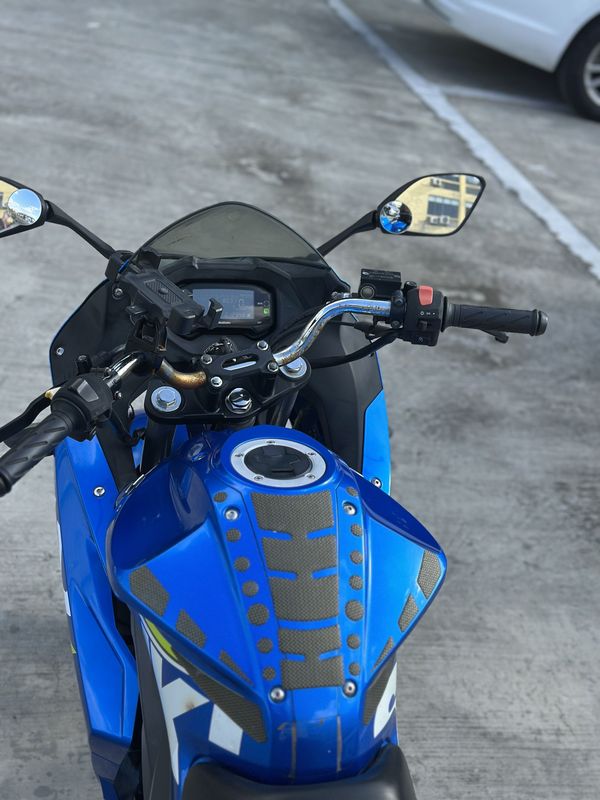 二手济南铃木极客飒 Gixxer 155