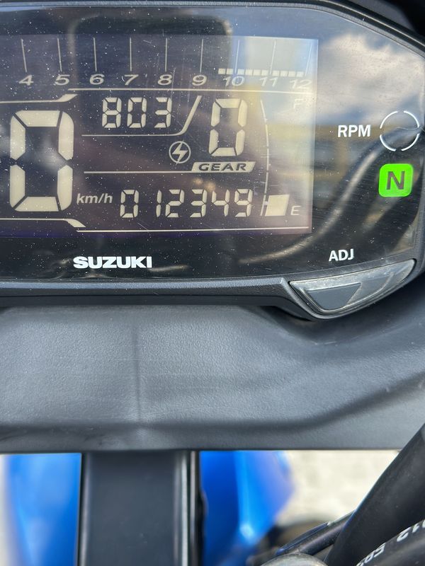 二手济南铃木极客飒 Gixxer 155