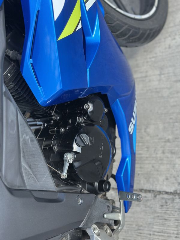 二手济南铃木极客飒 Gixxer 155