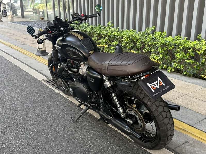 二手凯旋Bonneville T120 Black