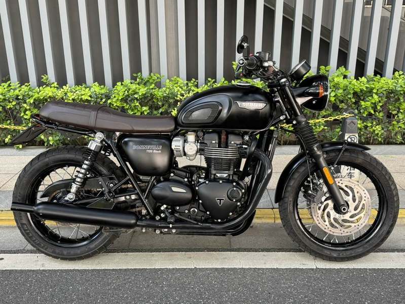 二手凯旋Bonneville T120 Black