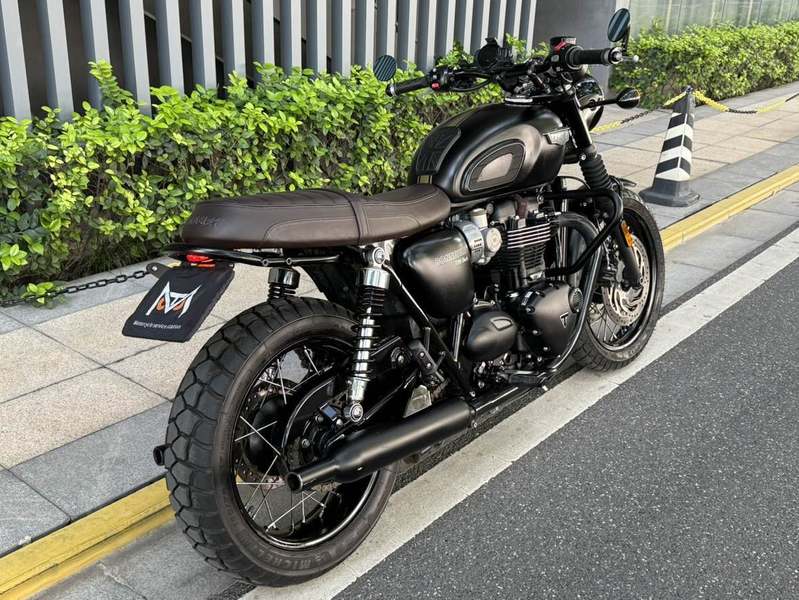 二手凯旋Bonneville T120 Black