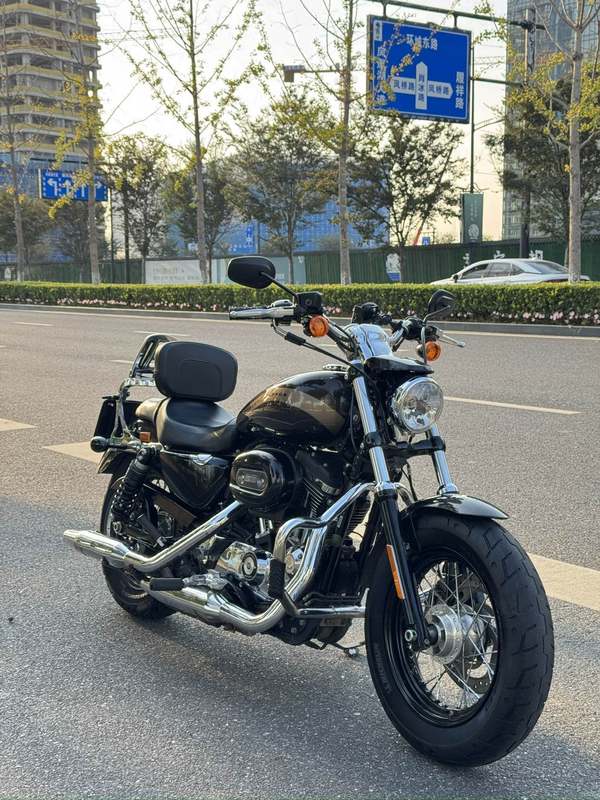 二手哈雷戴维森1200 Custom