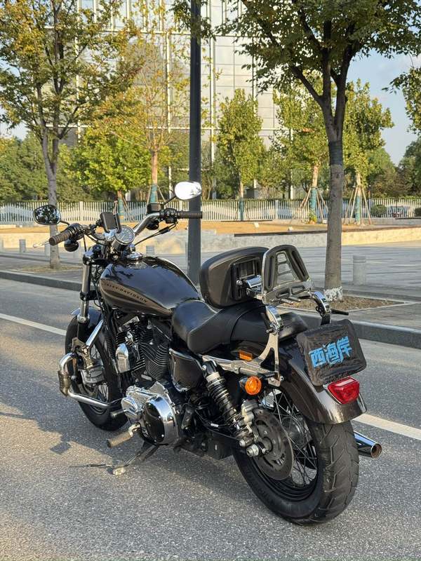 二手哈雷戴维森1200 Custom